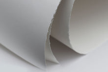 Cargar imagen en el visor de la galería, ARNHEM - 1618 Paper Sheets, 22&quot; x 30&quot; - Heavyweight 320 gsm - White (Hojas Sueltas)
