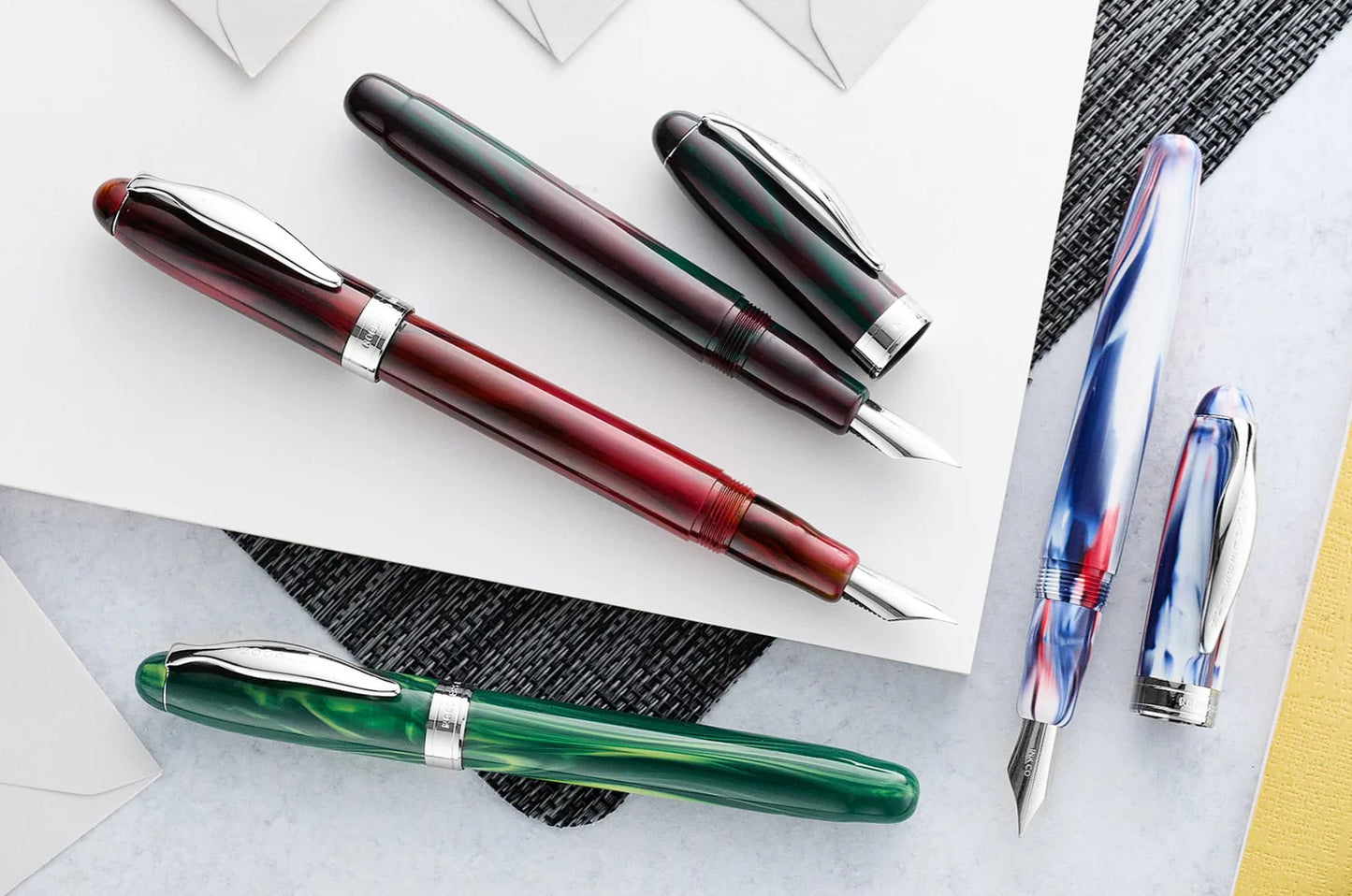 Noodler's Ink Ahab Flex Fountain Pen - Dover