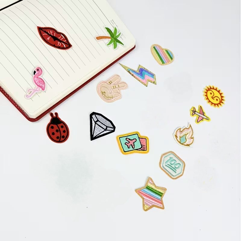 Parches Autoadhesivos - Bordado Diseños Variados