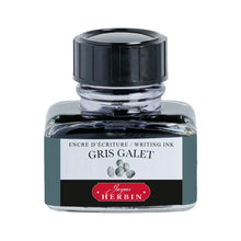 Load image into Gallery viewer, J. Herbin - Gris Galet (Pebble Grey) - Tinta Botella 30ml.
