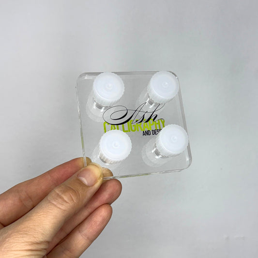 Ash Calligraphy Dinky Dips Mini Tinteros Base Acrílica de 4