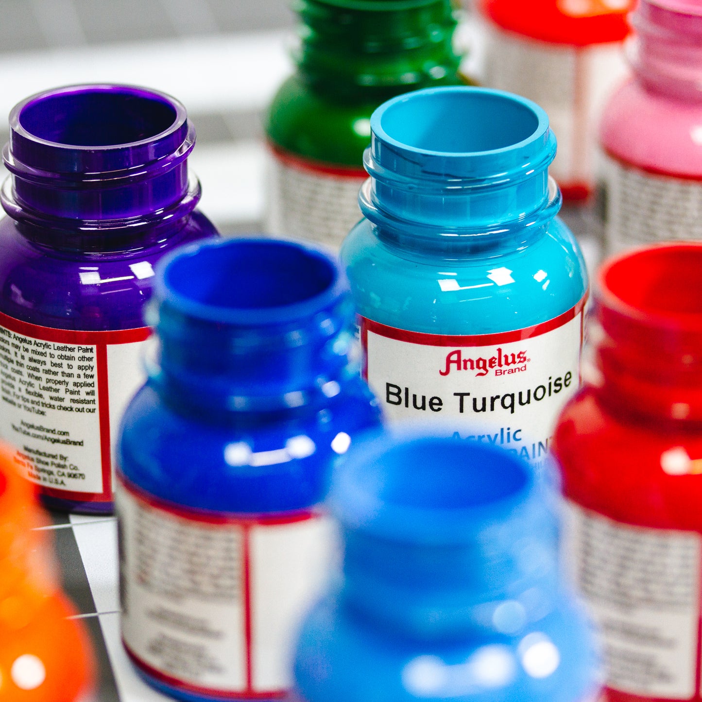 ANGELUS - Acrylic Leather Paint 1 oz. (Leather Paint)