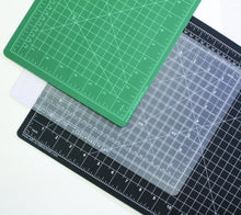 Cargar imagen en el visor de la galería, ART ALTERNATIVES - Self-Healing Cutting Mats (Pad de Corte)
