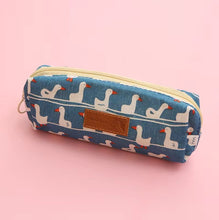 Load image into Gallery viewer, Cartucheras de Tela - Estuche - Lapicero Pequeño
