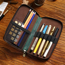 Cargar imagen en el visor de la galería, Estuche de Cuero para Bolígrafos con Bolsillo
