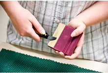 Cargar imagen en el visor de la galería, FLEXCUT TOOLS - SlipStrop (Afilador de gubias)
