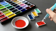 Cargar imagen en el visor de la galería, KURETAKE ZIG - Gansai Tambi Watercolor Sets
