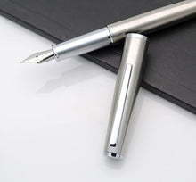 Cargar imagen en el visor de la galería, JINHAO - Jinhao 95 Pluma Fuente (Fountain Pen)
