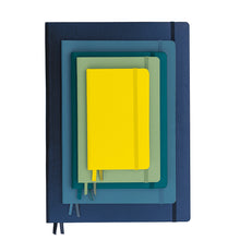 Cargar imagen en el visor de la galería, Medium A5 - Hard Cover
