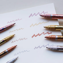 Cargar imagen en el visor de la galería, Uchida Marcador DecoColor Premium Metalicos
