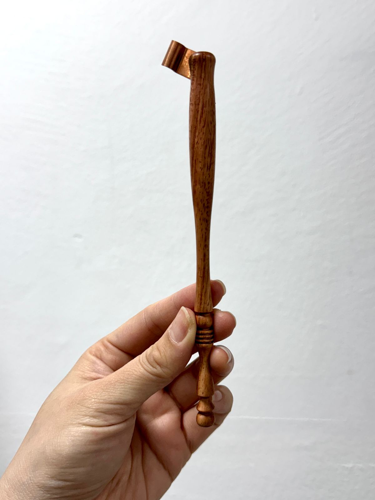 OBLIQUE - Turned Oblique Holder