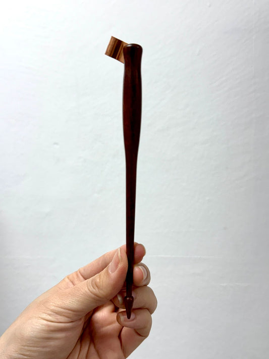 OBLICUA - Turned Oblique Holder