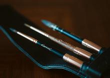 Load image into Gallery viewer, RAPHAEL - Le Voyageur 3-Brush Travel Set (Set Viajero de Pinceles)
