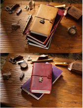 Cargar imagen en el visor de la galería, Cuaderno de Viaje en Cuero
