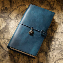 Cargar imagen en el visor de la galería, Traveler&#39;s Cuaderno de Viaje en Cuero

