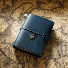 Cargar imagen en el visor de la galería, Traveler&#39;s Cuaderno de Viaje en Cuero
