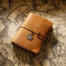 Cargar imagen en el visor de la galería, Traveler&#39;s Cuaderno de Viaje en Cuero
