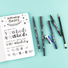 Cargar imagen en el visor de la galería, TOMBOW - Lettering Basics Set
