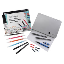 Cargar imagen en el visor de la galería, Callicreative Hand Lettering Set
